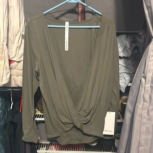 Lululemon size 10 Freedom shirt. New with tags